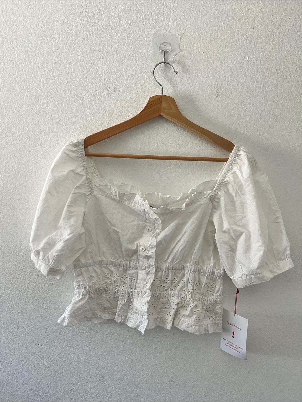 NWT Rouje Paris Lili White Cotton Guipure Puff Sleeve Top Peasant Coastal - Picture 2 of 6